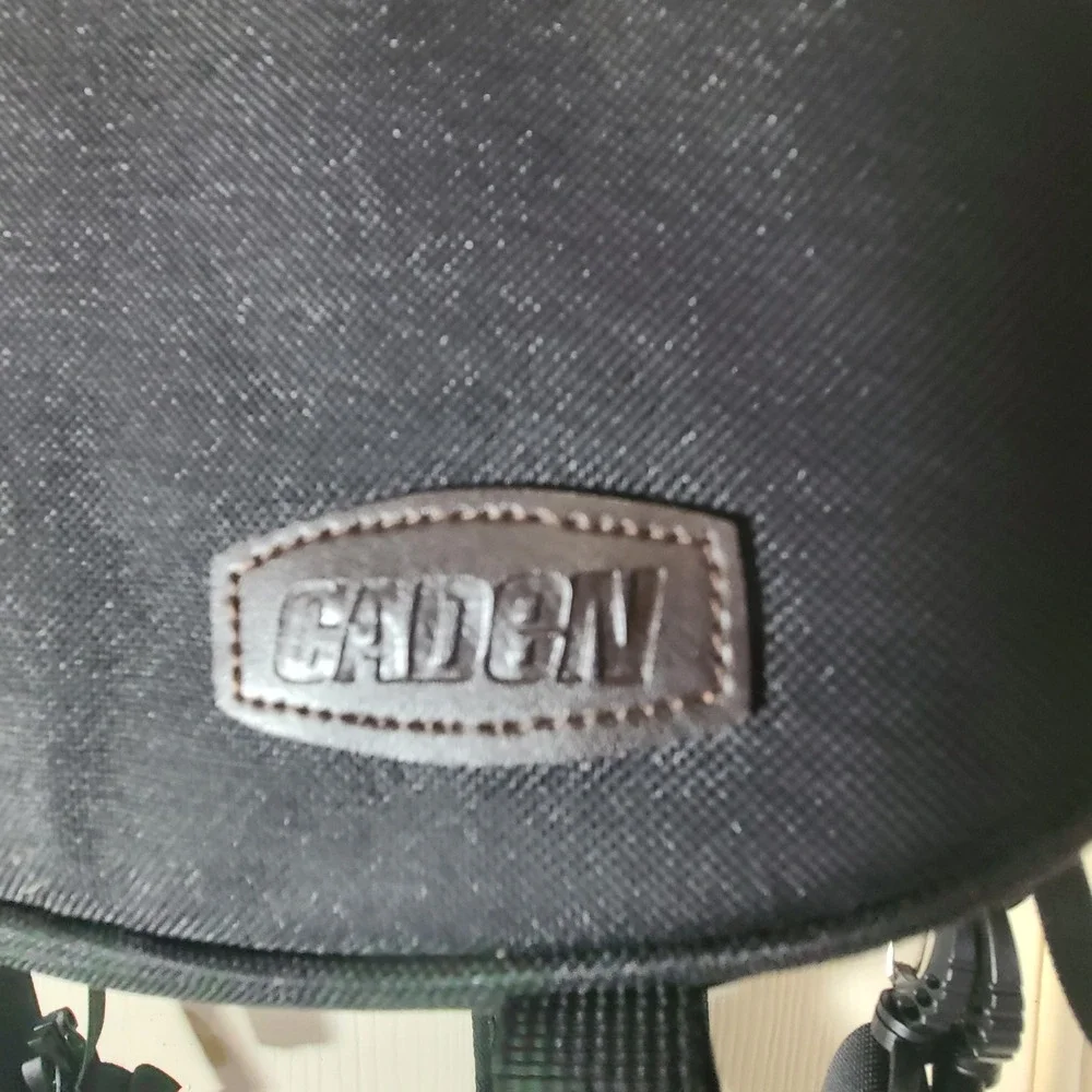 CADeN K1 Camera Sling Bag Black Padded DSLR/SLR Tripod Holder Photography Pack